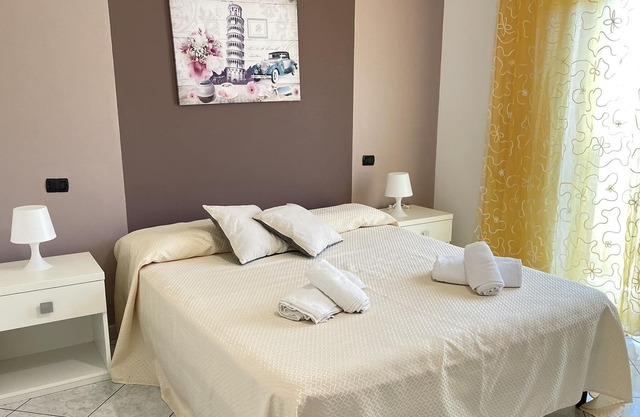 Le Castella Home 8-Traditionell-Apartment-Eigenes Badezimmer-Balkon
