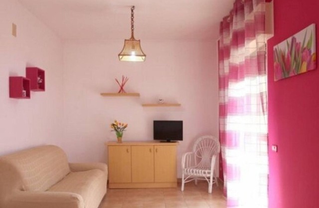 Ferienwohnung 'Le Magnolie 15 - 2° Piano' mit Meerblick, Wi-Fi und Klimaanlage