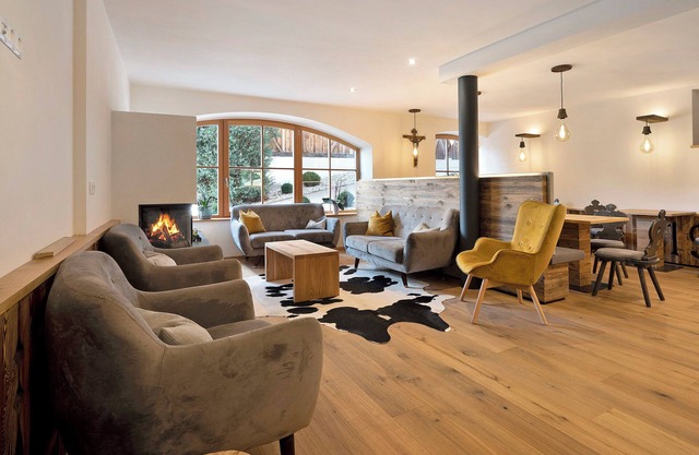 Ferienwohnung "Leierhof Wicky" mit Bergblick, WLAN, Balkon & Garten