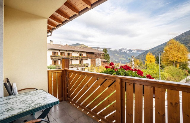 Ferienwohnung 'Linder 19' mit Bergblick, Gemeinschaftspool und Wi-Fi