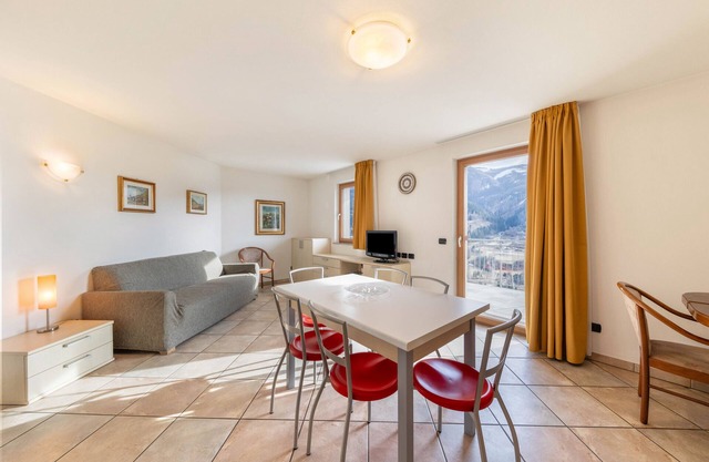 Ferienwohnung 'Litegosa - Casa Alma' mit Bergblick, privater Terrasse und WLAN