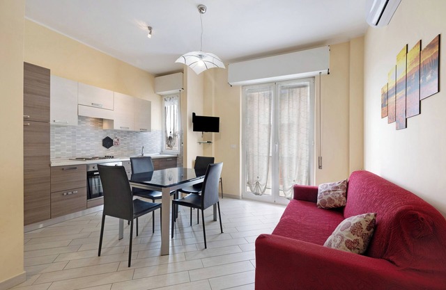 Ferienwohnung 'Loano Home' mit Balkon und Klimaanlage