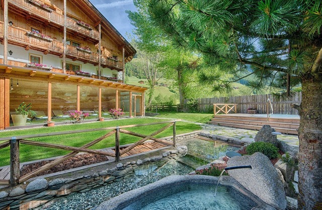 Ferienwohnung "Löfflerblick A Kellerkopf" mit Bergblick, WLAN & Whirlpool