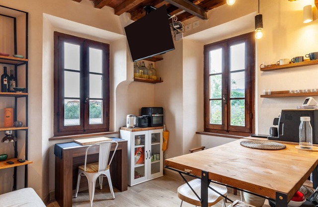 Ferienwohnung "Loft Vicino a Forte dei Marmi" mit WLAN und Klimaanlage
