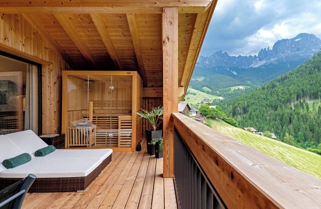 Ferienwohnung 'Lomberda' mit Bergblick, Gemeinschaftsterrasse und Wi-Fi