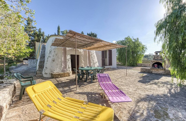 Ferienwohnung 'Lucy' mit Meerblick, Privatem Garten und Wi-Fi