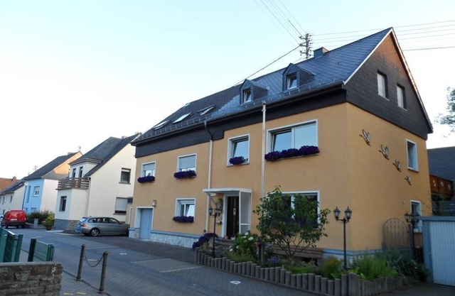 Ferienwohnung Ludwig - Appartement/Fewo, Dusche und Bad, WC, Balkon