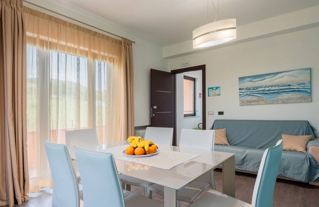 Ferienwohnung 'Luna Nuova' mit Meerblick, Wi-Fi und Klimaanlage
