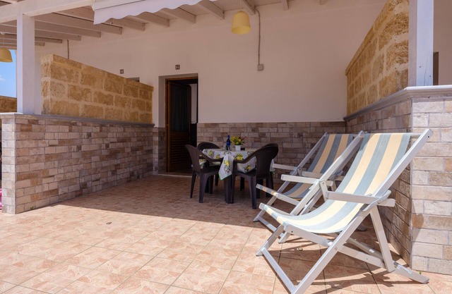 Ferienwohnung 'Mamba House 2' mit privater Terrasse, Gemeinschaftsgarten und Klimaanlage