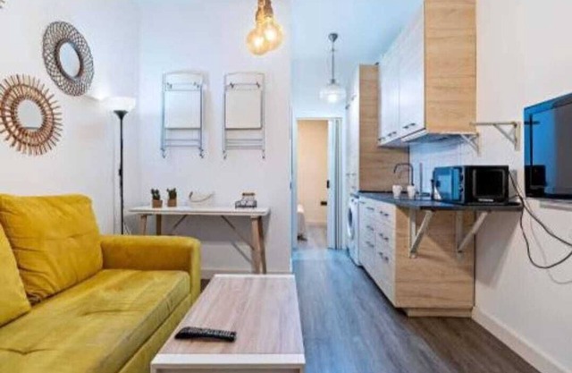 Apartment Mar, next to the beach.