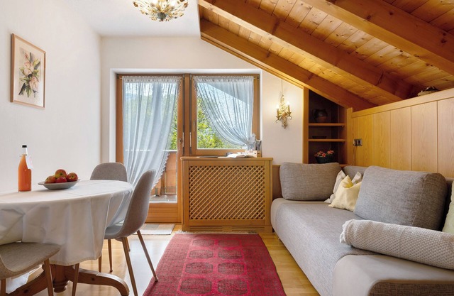 Ferienwohnung 'Mayr Fünf' mit Bergblick, Balkon und WLAN