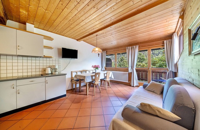 Ferienwohnung 'Mayrhof Ahorn' mit Bergblick, WLAN & Balkon