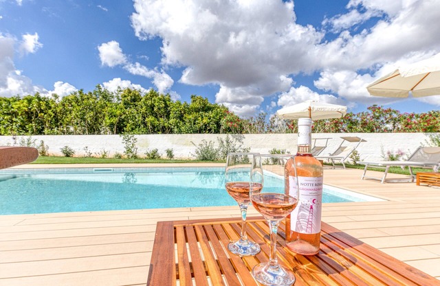 Apartamento 'Mistral' con piscina compartida, Wi-Fi y aire acondicionado