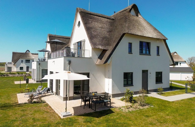 Apartment mit Terrasse - Edvard Grieg 14 - Inseldomizil Stolpe - Urlaub unter