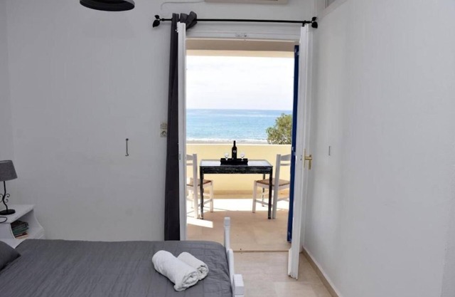Apartment mit seitlichem Meerblick direkt am Strand