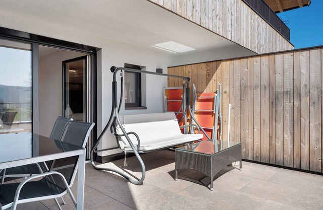 Ferienwohnung 'Moarhof Rosmarin' mit Bergblick, privater Terrasse und Wi-Fi