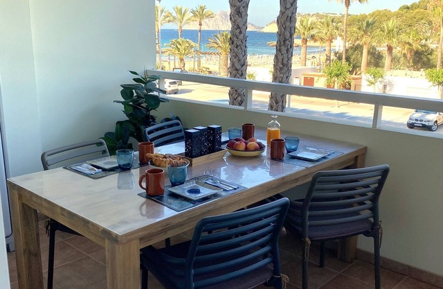 Apartment Moraira 4 People - Full sea view 50 M from the sandy beach