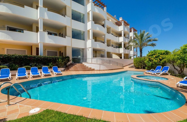 Apartment Mos | professionally cleaned | 2-bedroom second-floor apartment | communal pool