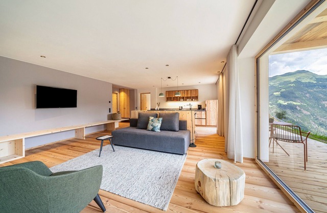 Ferienwohnung 'Mucher Michl' mit Bergblick, privater Terrasse und WLAN