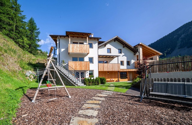 Ferienwohnung 'Mühlanderhof Apt Klopairspitze' mit Gemeinschaftsterrasse und WLAN