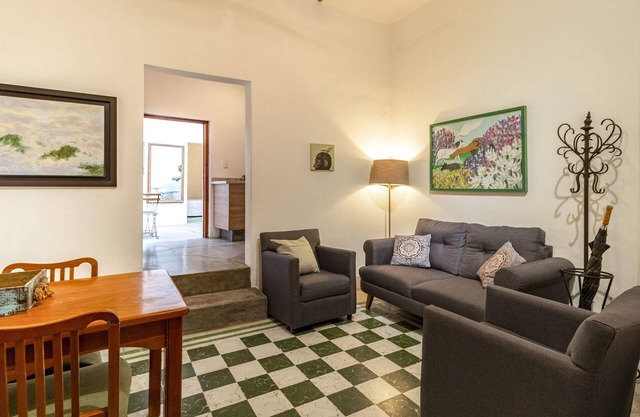 Apartment in the Center, Terrace. WIFI+Workroom+A/C