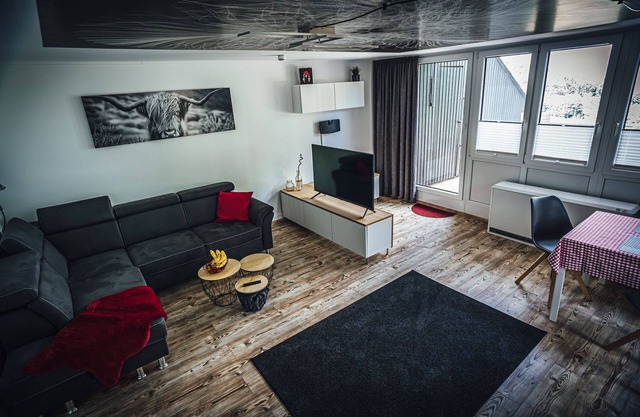 Ferienwohnung 'Natur Tanken' mit Bergblick, Gemeinschaftsgarten und Wi-Fi