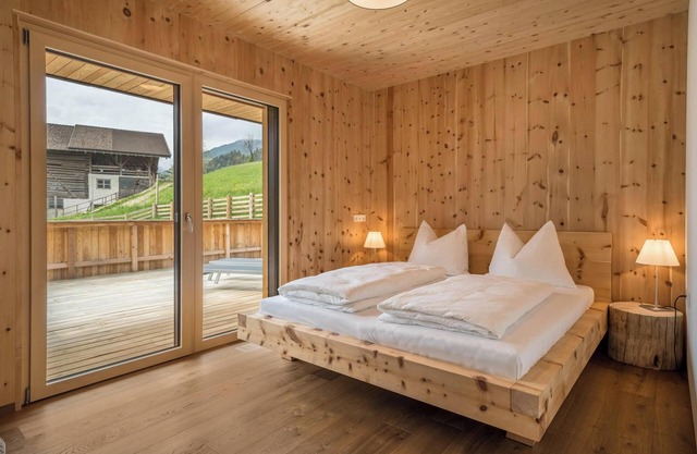 Ferienwohnung 'Naturapartments Alpreid Zirbe' mit Bergblick, Terrassen & WLAN