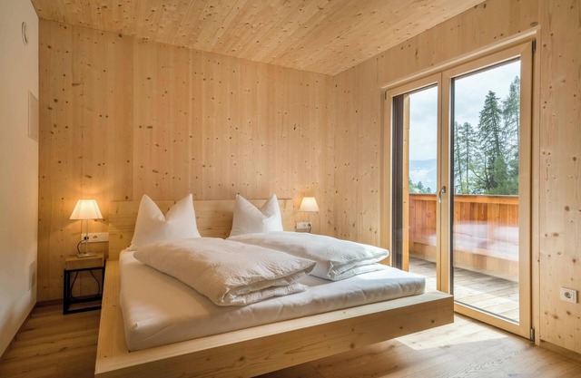 Ferienwohnung 'Naturapartments Alpreid Feine' mit Bergblick, Balkon & WLAN