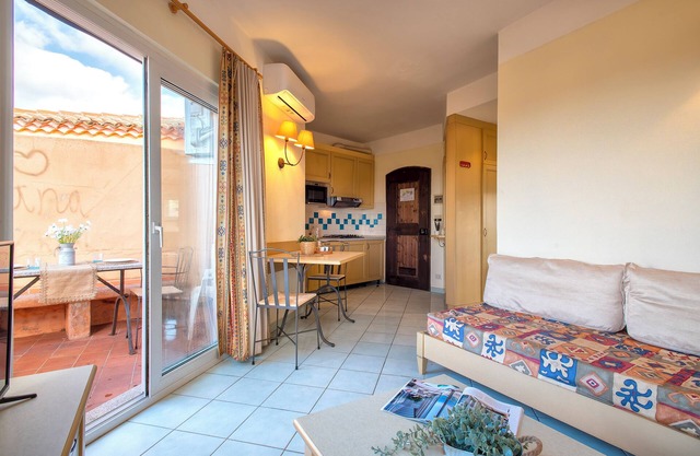 Ferienwohnung 'Nature Relax 207' mit Meerblick, Gemeinschaftsgarten und Klimaanlage