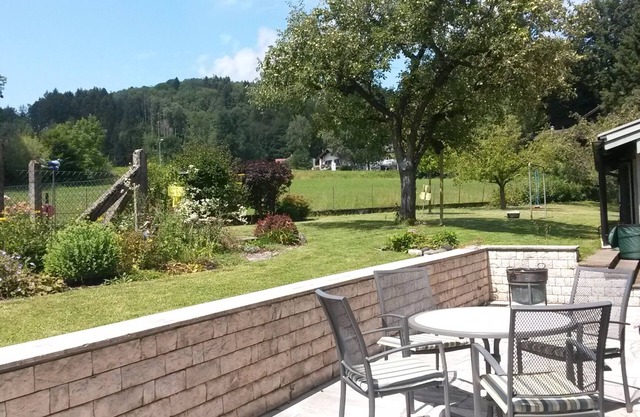 Ferienwohnung in Zentrumsnähe mit 2 sep. Schlafzimmern und großer Sonnenterrasse, 65qm