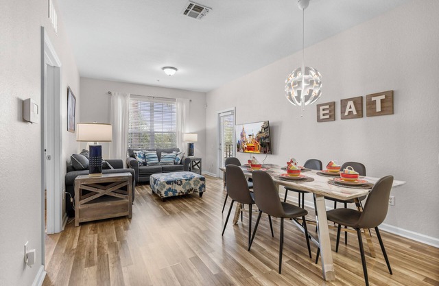 Apartment near epic universal and OCCC Conv Center