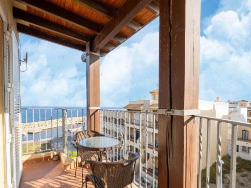 Apartment near the beach with sea views