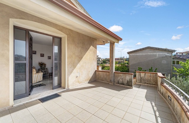 Apartment 'Nel Cuore Dell'isola' with Private Terrace, Private Garden and Air Conditioning