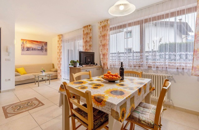 Ferienwohnung 'Night and Day 3' mit Bergblick, Privatem Garten und WLAN
