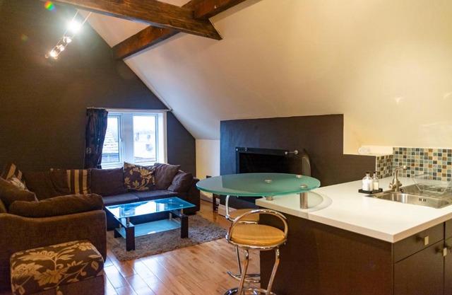Apartment No.2 - The Old Red King Pub MCR