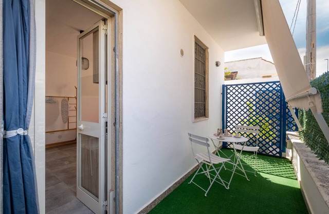 Ferienwohnung 'Oasi Del Conte Tre' mit privater Terrasse und Klimaanlage