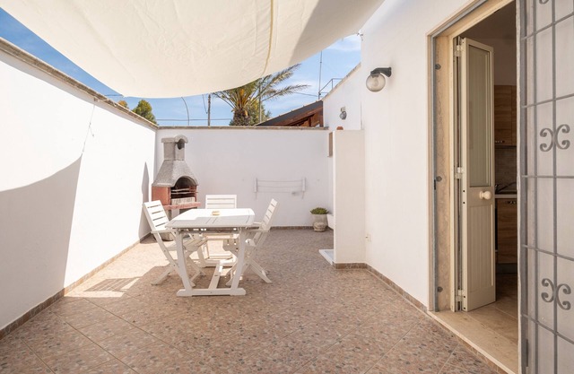 Ferienwohnung 'Oasi Del Conte' mit privater Terrasse und Klimaanlage