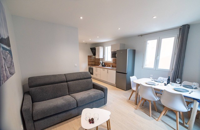 Apartment-Modern-Ensuite Bad-Stadtblick-T3 de Standing Scandinave