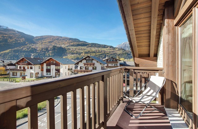Ferienwohnung "Olympic Chalet 12 13" in Pistennähe mit 2 Balkonen und WLAN