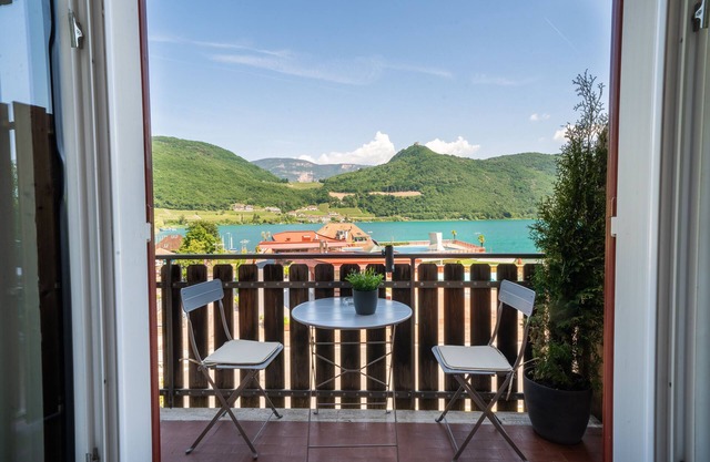 Apartment am See mit Balkon und Seeblick