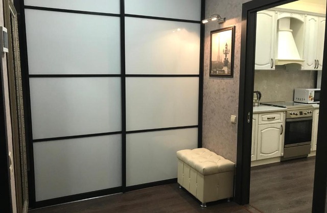 Apartment on Parkovaya 8