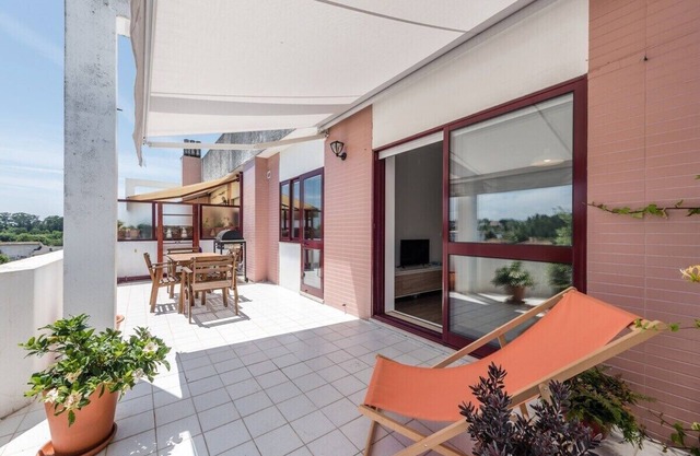 Apartment on the Sea and in the City - Free Garage