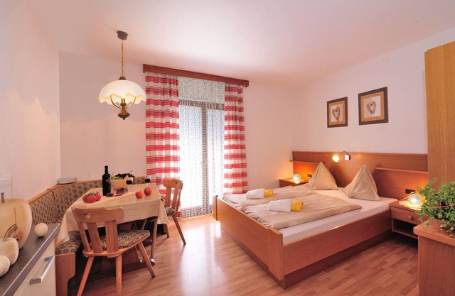 Ferienwohnung auf dem Bauernhof - Ferienwohnung Holunder