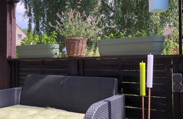FeWo ü. 2Etagen, mit Hof+Garten+Stellplatz, ideal f. Urlauber mit Kind u/o Kegel