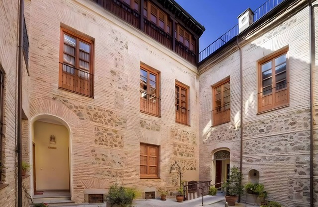 Apartment 'Palace Suite' Toledo mit Balkon, WLAN und Klimaanlage