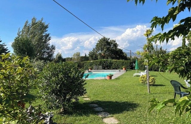 Ferienwohnung "Papà Giuseppe La Cantina" mit Gemeinschaftspool und WLAN