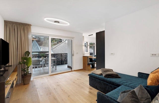 Ferienwohnung 'Paradeis Apartments A18' mit Bergblick, privater Terrasse und Wi-Fi