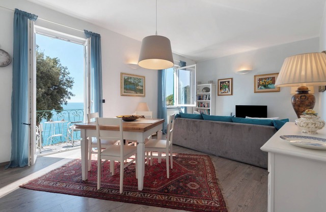 Ferienwohnung 'Paradise Suite' mit Meerblick, Wi-Fi und Klimaanlage