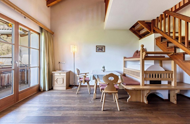 Ferienwohnung 'Peintenhof Typ B' mit Bergblick, Balkon und WLAN