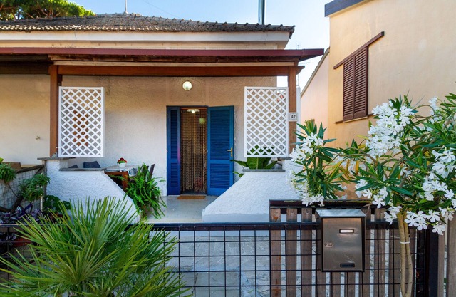 Ferienwohnung Perla Marina mit Garten und Terrasse